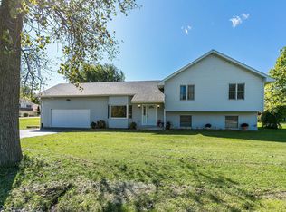 8630 223rd Ave, Salem, WI 53168