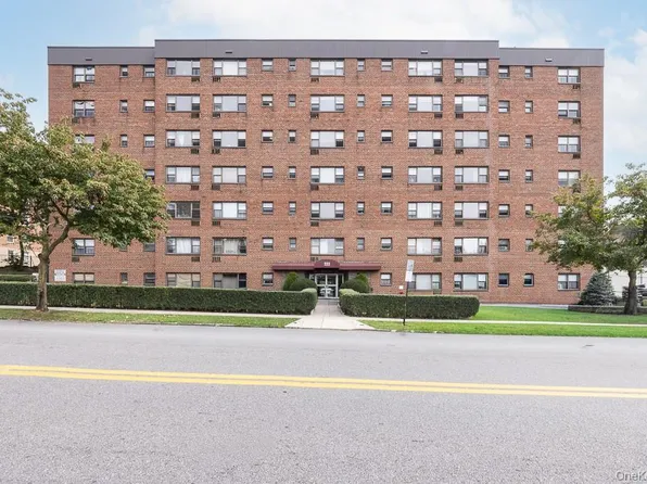 222 N Broadway #6G, Yonkers, NY 10701