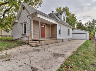 413 W Beardsley Ave, Champaign, IL