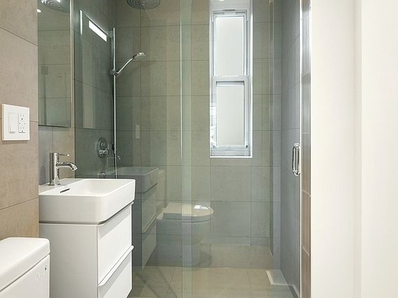 4th image of 220 W 24th St APT 6P