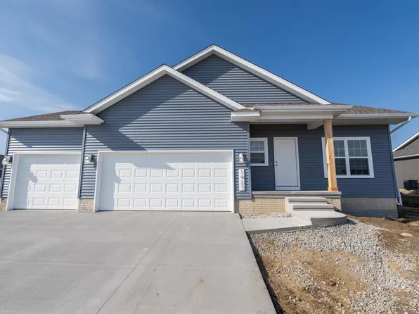 1427 Partridge Ln, Waterloo, IA 50701