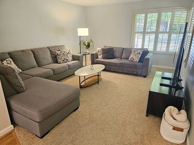 1116 Vanessa Dr — Photo 4