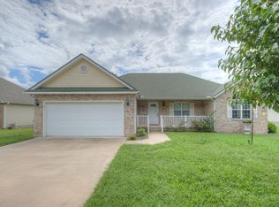 2202 E 25th St, Joplin, MO 64804