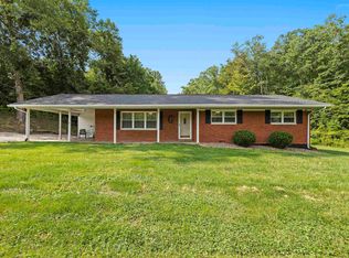 24435 Bolts Fork Rd, Rush, KY 41168