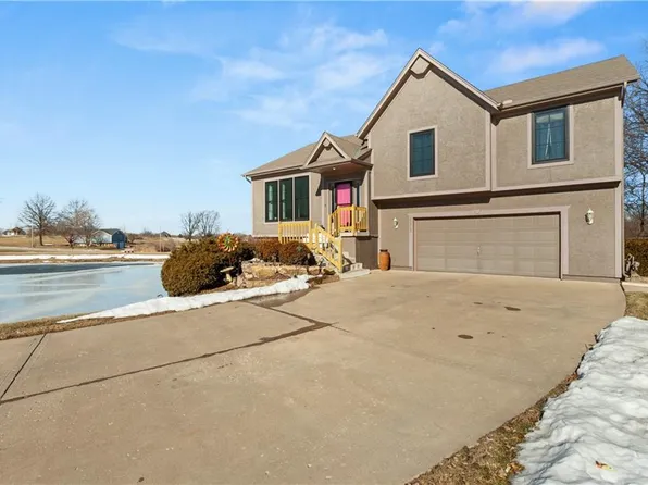 4613 N 121st Ter, Kansas City, KS 66109