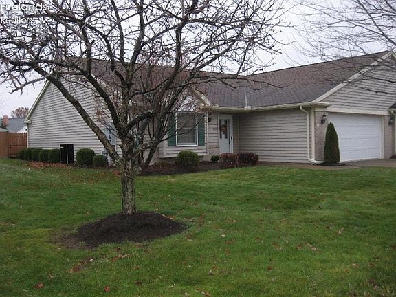 3rd image of 1011 Brittany Dr