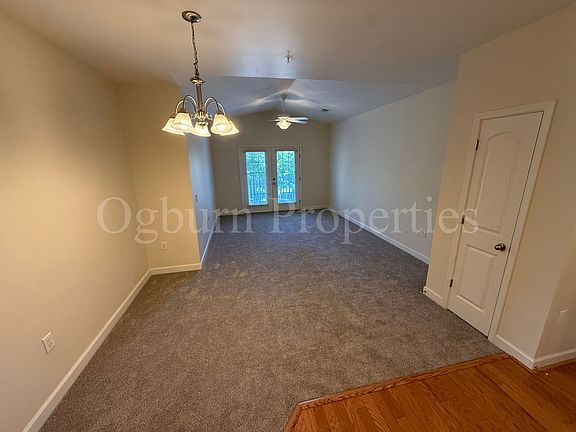 5th image of 4455 Brassfield Dr APT 308