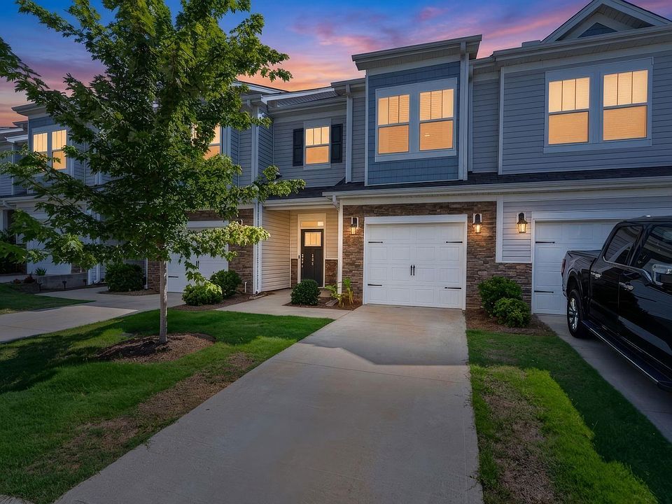 1st image of 331 Sudduth Farms Dr