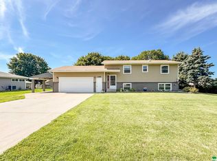 1308 South St, Larchwood, IA 51241