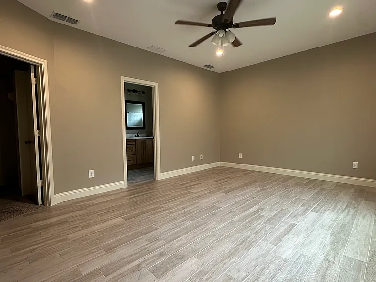 15439 Anna Ln — Photo 7