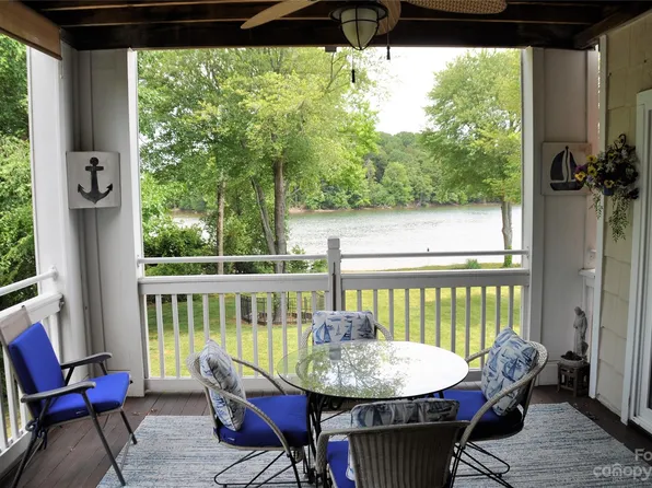 950 Jetton St Unit 2, Davidson, NC 28036