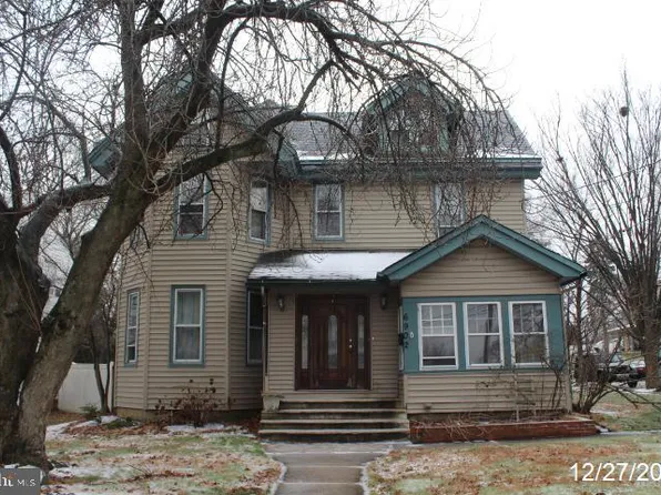 6902 Walnut Ave, Pennsauken, NJ 08109