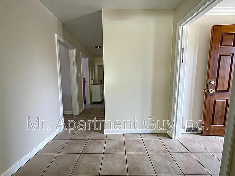 127 Palm Dr #MAIN — Photo 10
