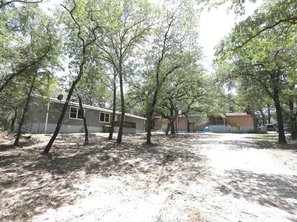 76 & 76 B POST OAK RD, La Vernia, TX 78121