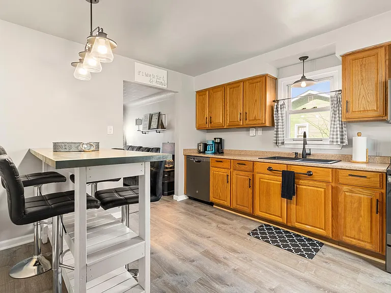 13741 McKinley Ave — Photo 12