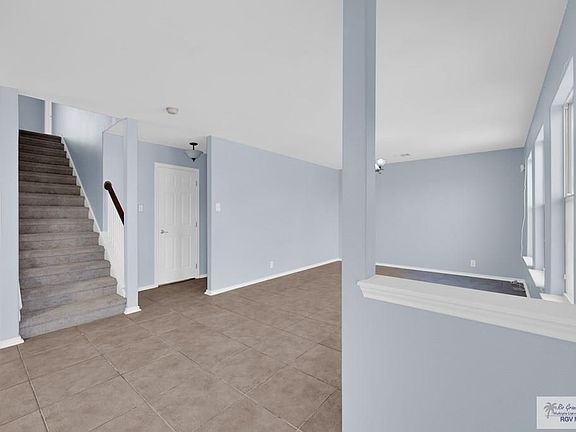 5th image of 1323 Rio Comal Cir