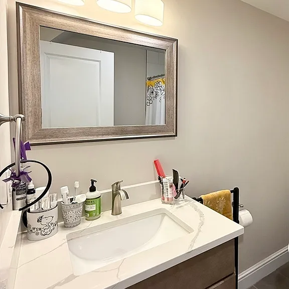 821 Winthrop Ave #2 — Photo 10