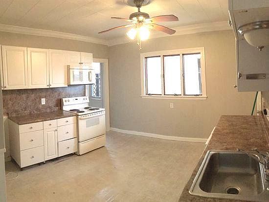 Eat in Kitchen