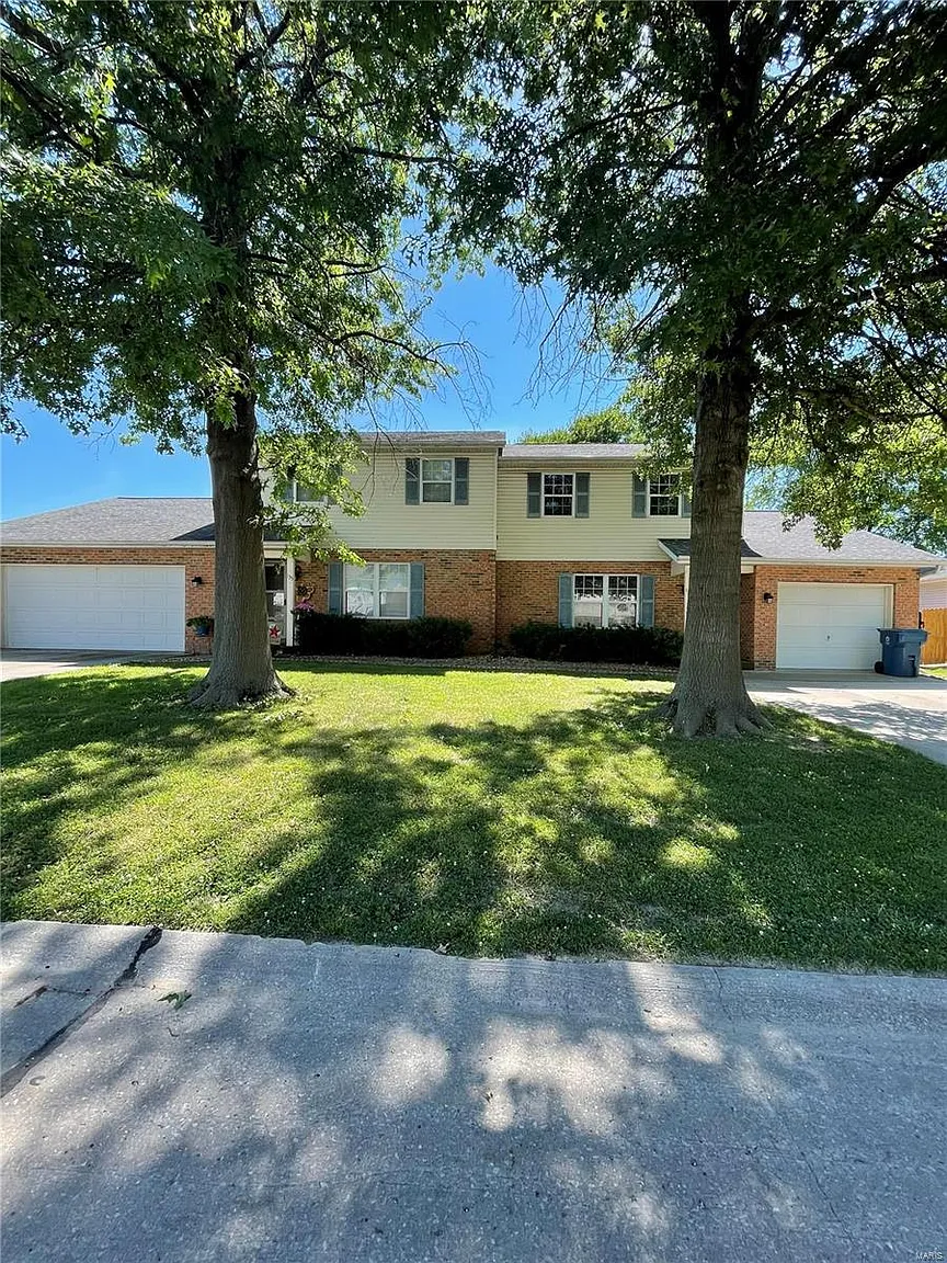 133 Twin Oaks Dr photo 1