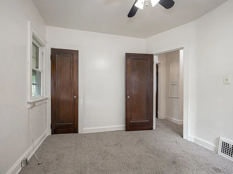 17926 East Park — Photo 3