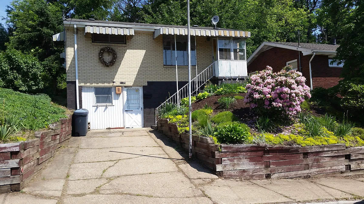 1135 9th Ave photo 1