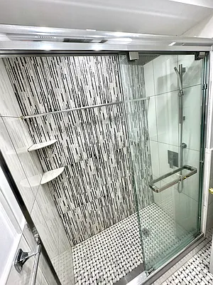 Rented by LRGNY Group, Inc. | media 25