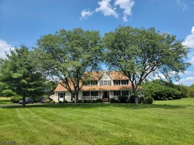 1 Nashaway Dr, Ringoes, NJ, 08551