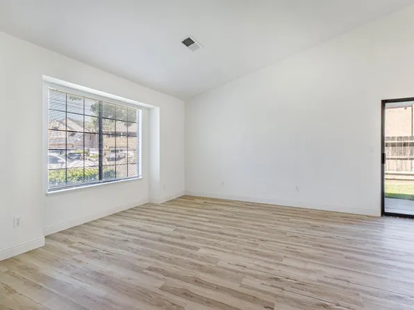 2604 River View Ct, Modesto, CA 95351