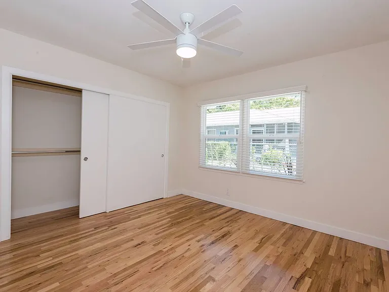 4752 Topanga Canyon Blvd — Photo 13