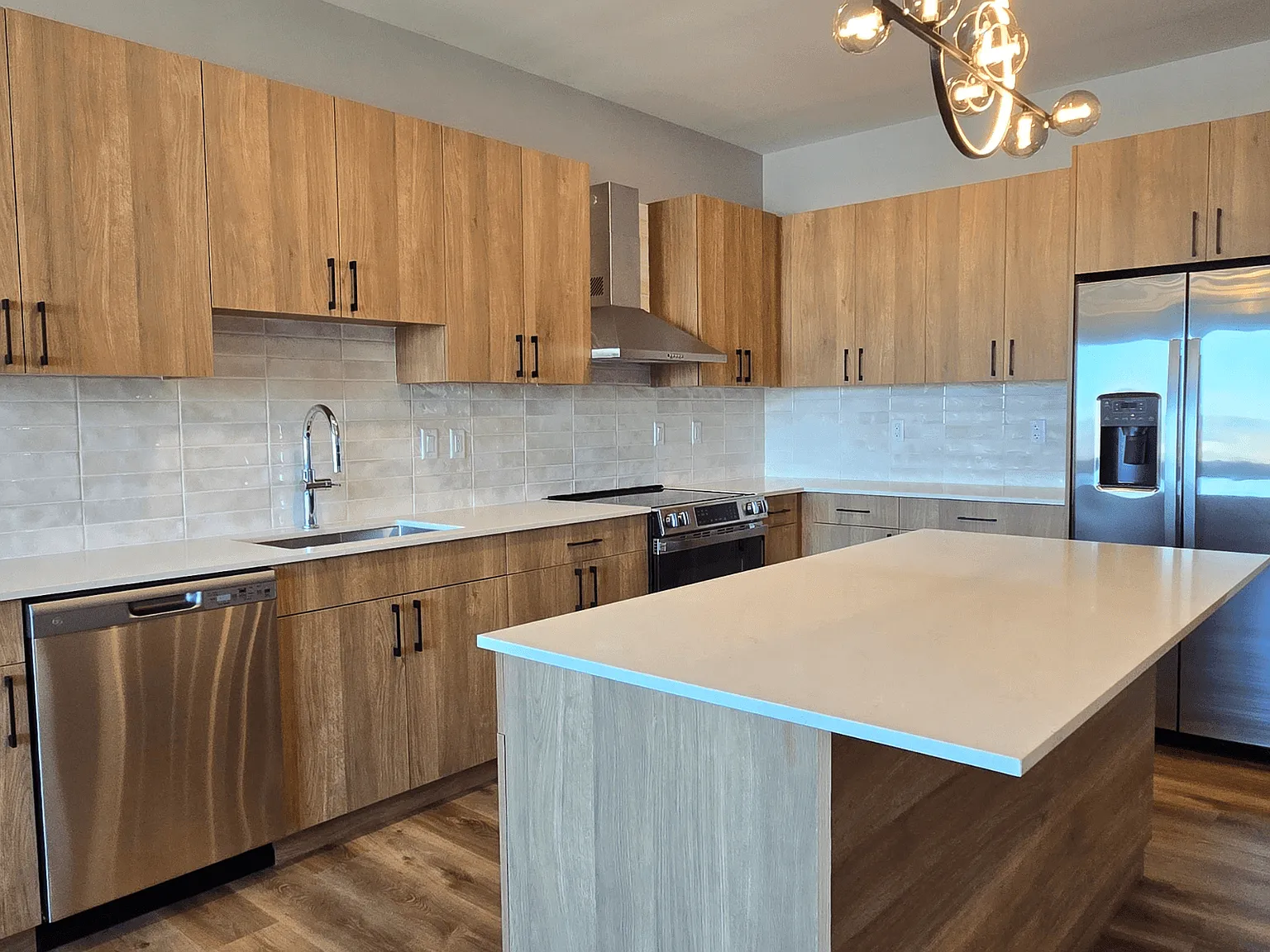 Lindsey Living — Photo 1