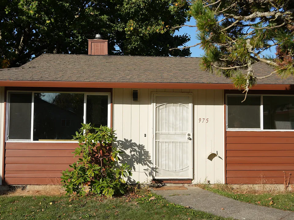 975 SE Fleming Ave #975