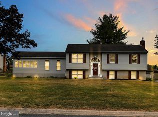 330 Grandview Cir, Honey Brook, PA 19344