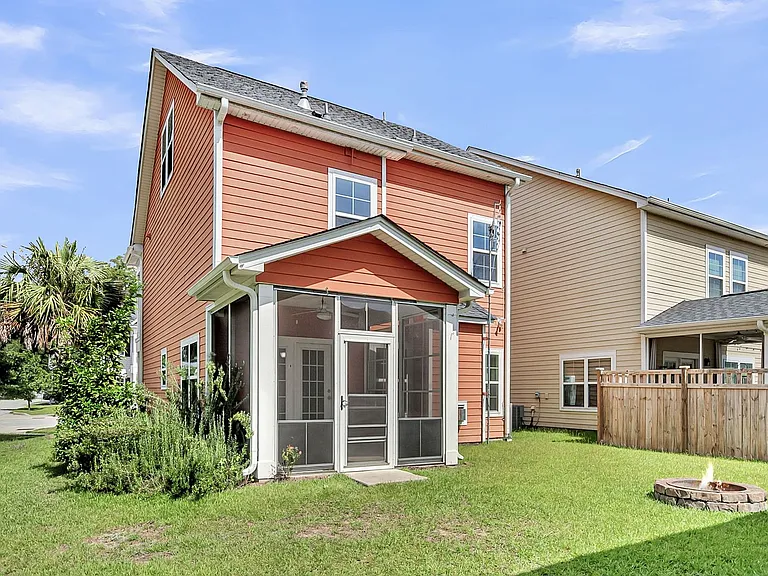 1718 Emmets Rd — Photo 8