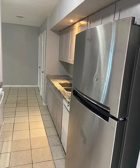 12533 Manor Ct — Photo 2