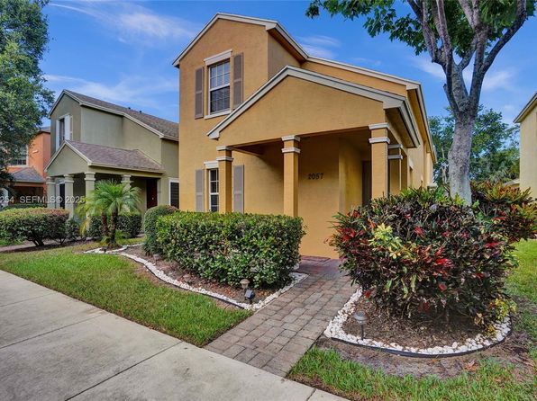 2057 SE Avon Park Dr