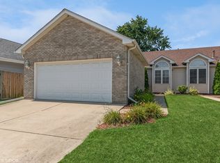 1301 Oleary Dr, Joliet, IL