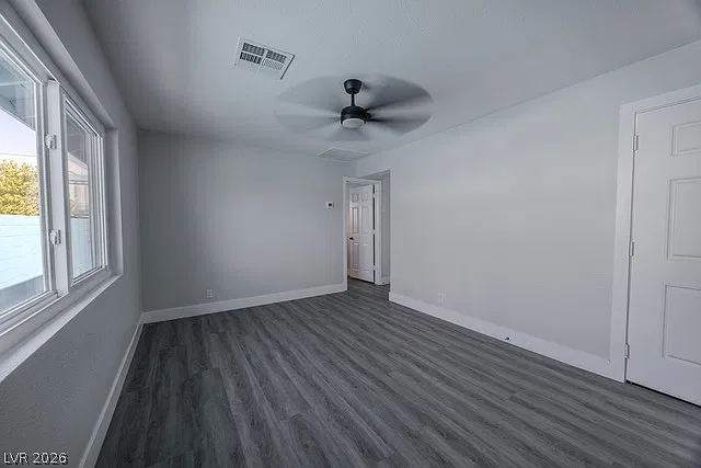 1 bed, 1.0 bath, 2302 sqft, $1,499 — Photo 4