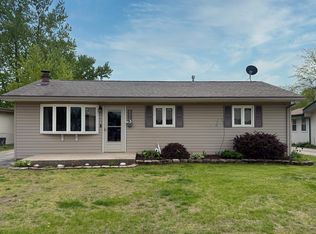 1119 Evans Ave, Machesney Park, IL 61115