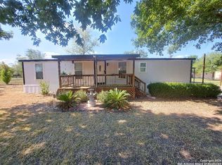 10335 Sunny Ln, Atascosa, TX 78002