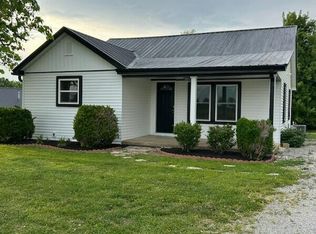 7624 W Tunnel Hill Rd, Sharpsburg, KY 40374