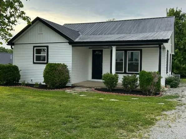 7624 W Tunnel Hill Rd, Sharpsburg, KY 40374