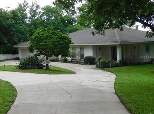 1406 Cove Pl, Tavares, FL 32778