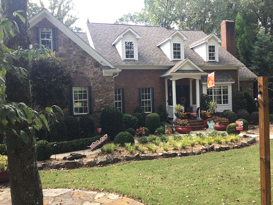 1st image of 245 Woodsedge Dr