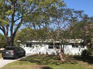 1911 Upper Beechwood Ave, Sarasota, FL 34231