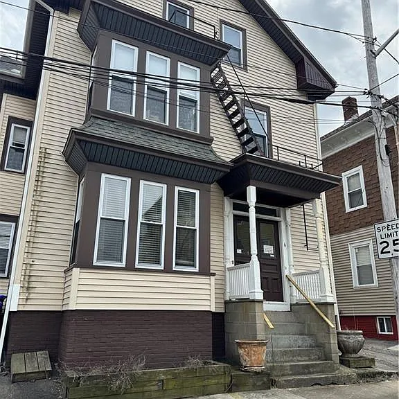 4 Mansfield St #2 — Photo 21