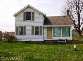 64478 Youngs Prairie Rd, Constantine, MI 49042