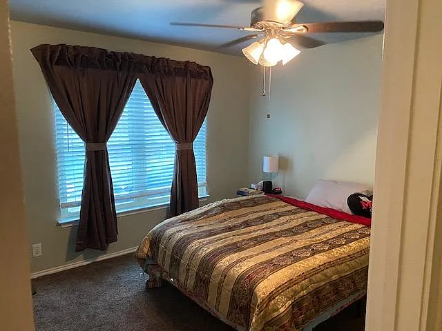 47 Latrobe Post — Photo 12