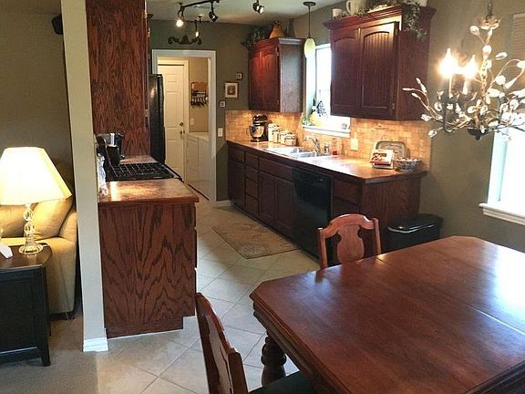 4th image of 21017 S Braden Ave