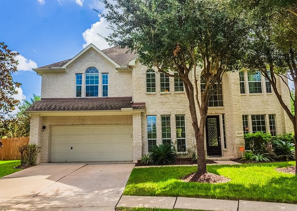 1st image of 21103 Granite Trail Ln