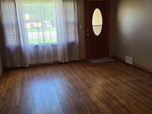 Living room and entrance